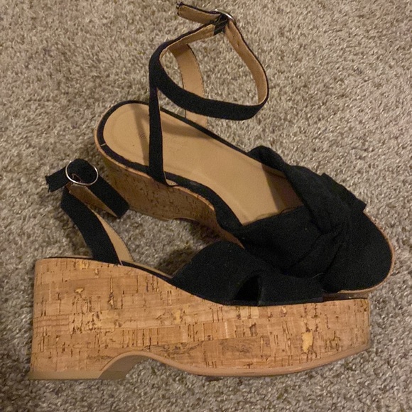 Suppperrrr cute chunky wedge heel - Picture 2 of 2